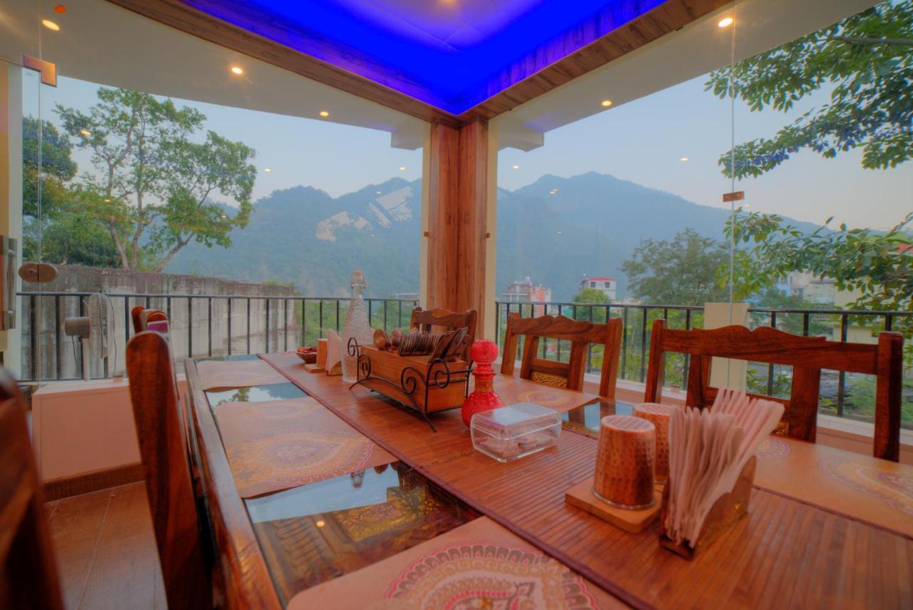 Yogved Hospitality & Resort Rishikesh Ngoại thất bức ảnh