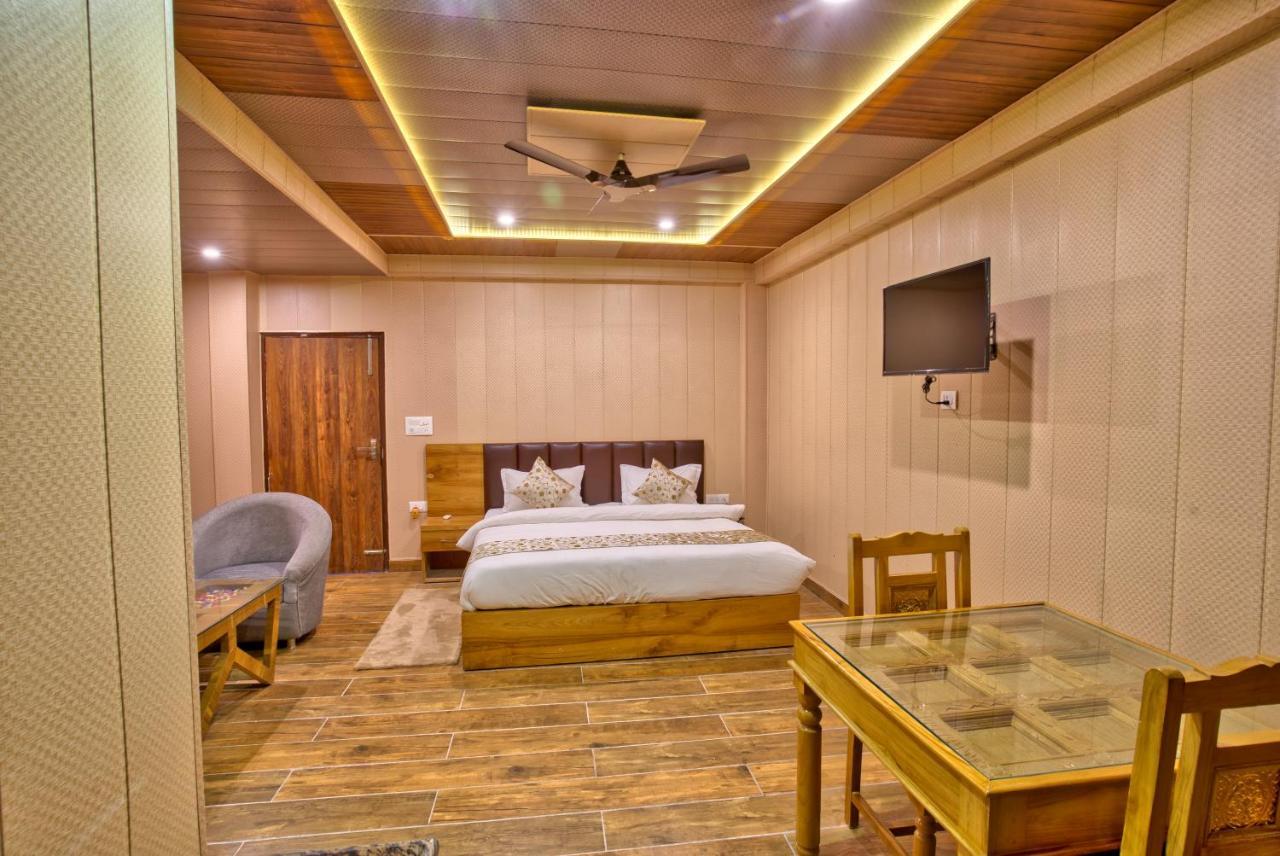 Yogved Hospitality & Resort Rishikesh Ngoại thất bức ảnh