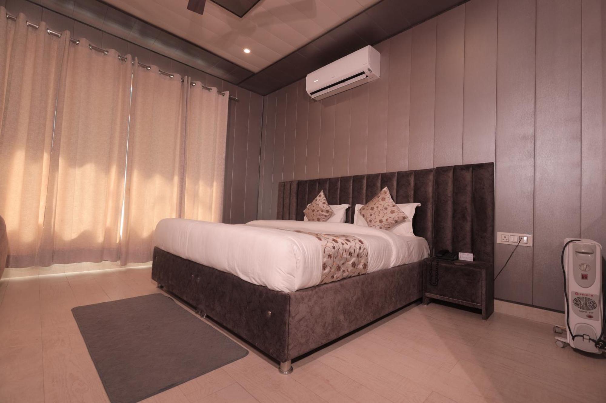 Yogved Hospitality & Resort Rishikesh Ngoại thất bức ảnh