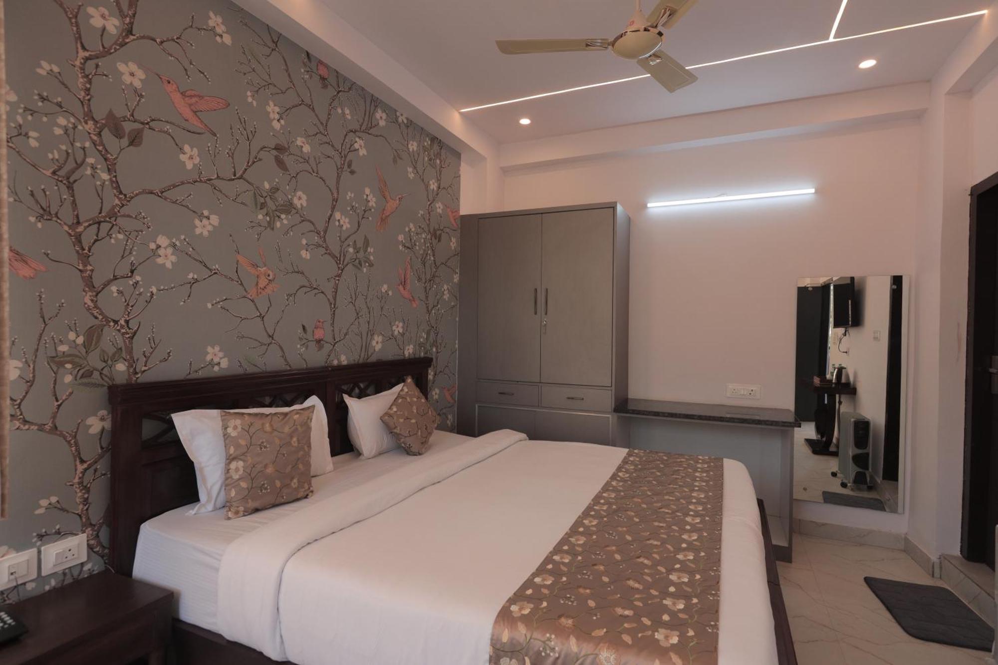 Yogved Hospitality & Resort Rishikesh Ngoại thất bức ảnh